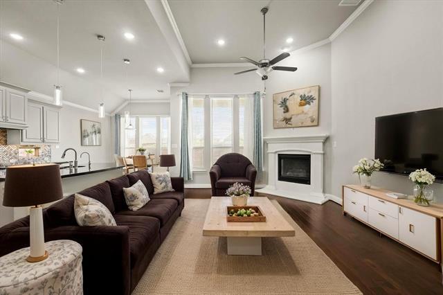Foto del edificio - 2402 Long Meadow Way