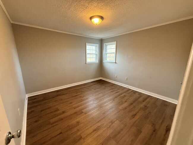 Foto del edificio - 608 Mt Pelia Rd