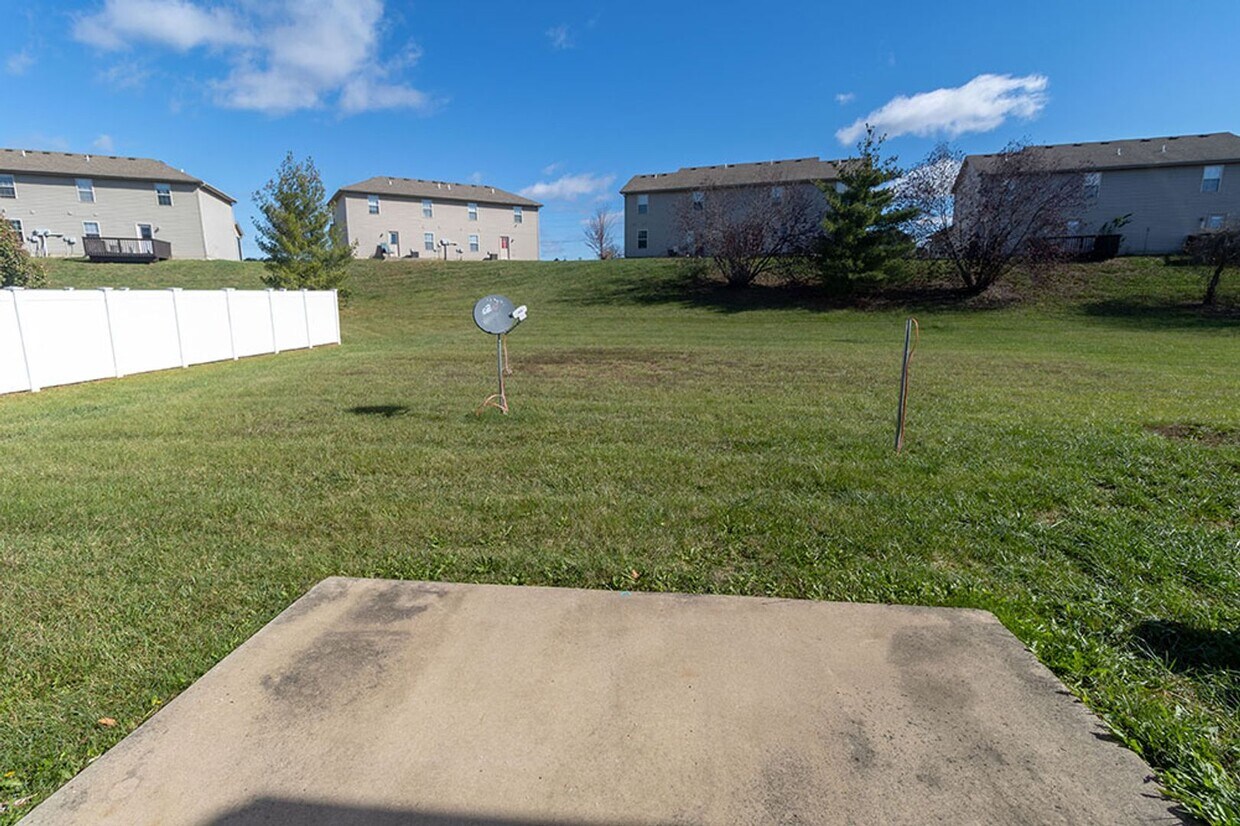 Building Photo - 4012-4014 Arctic Fox Dr.