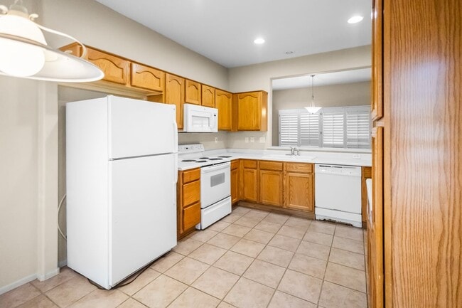 Building Photo - Sun City Grand Home