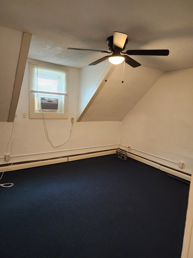 Foto del edificio - 426-434 Whittenton St
