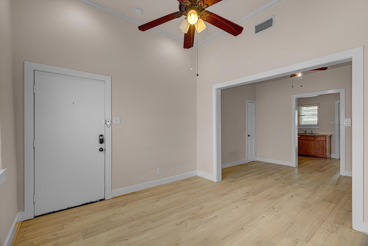 Foto principal - 1017 11th St