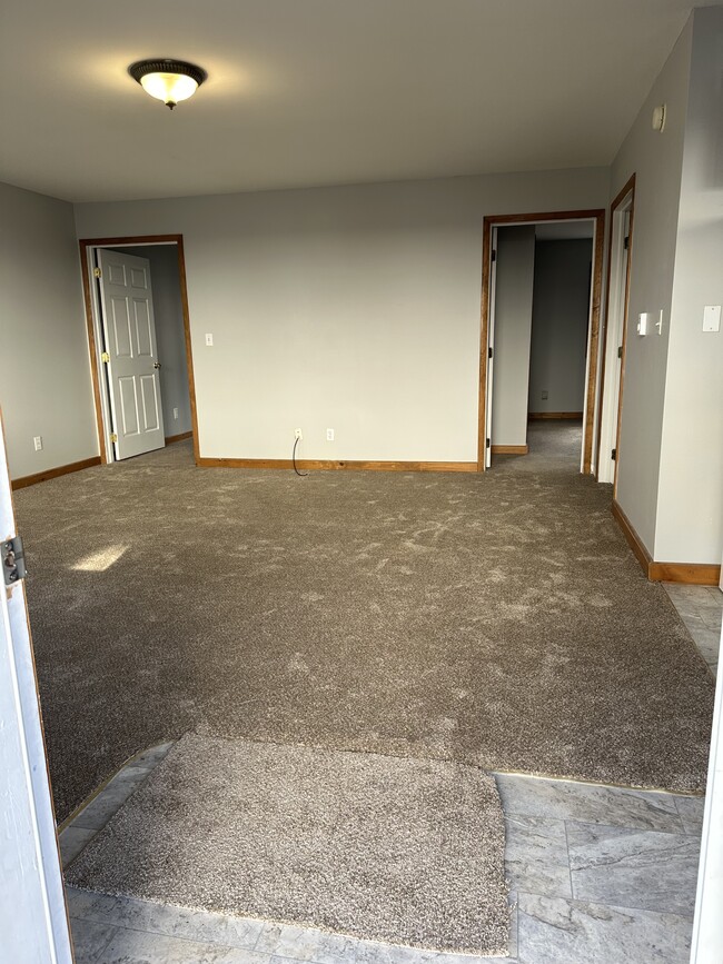 Photo - 15 LLC-75 Sailly Avenue Apartment