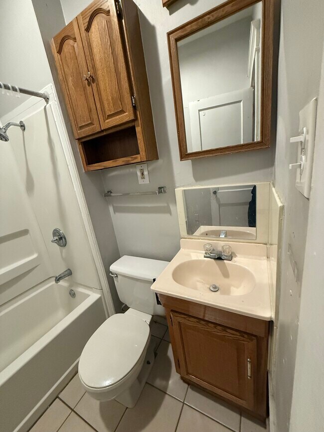 Foto del edificio - 4653 Cecil Pl