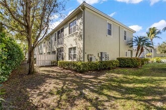 Building Photo - 1365 Mariposa Cir