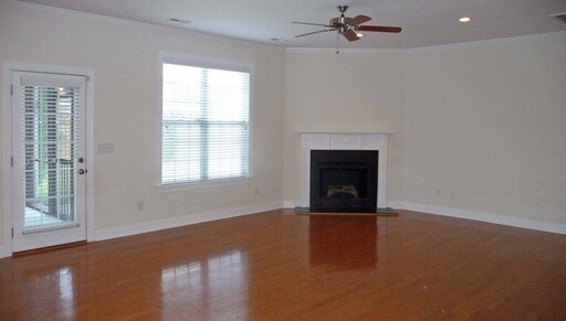 Building Photo - 1130 Spring Glen Ct