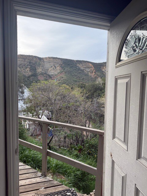 Foto del edificio - 14362 Ladd Canyon Rd