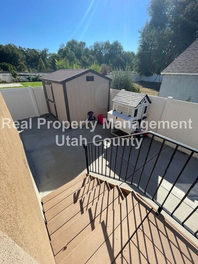 Building Photo - 473 W 2070 N