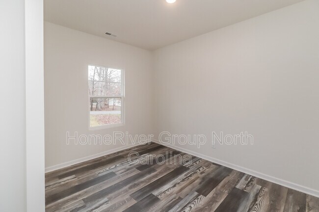 Building Photo - 1832 Ora Dr