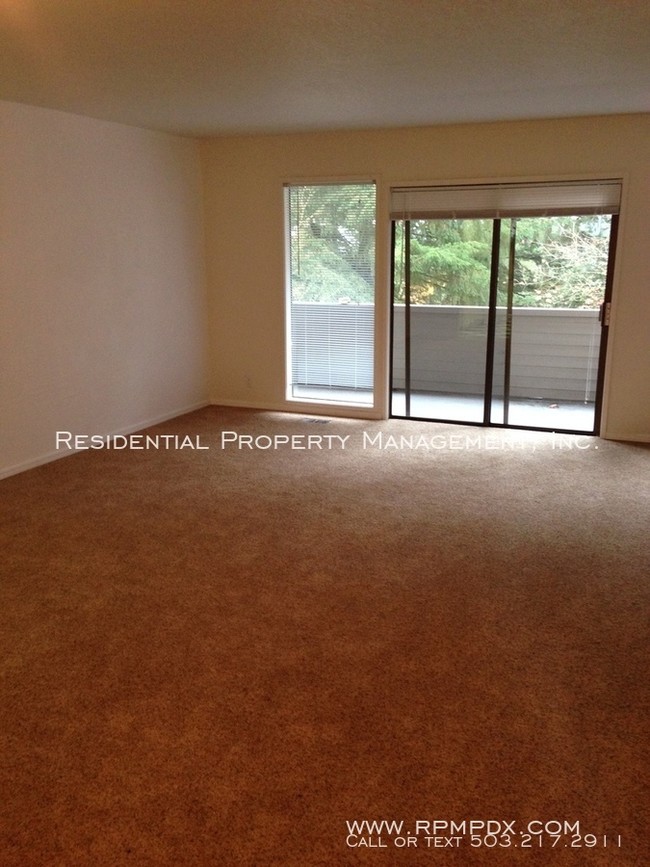 Building Photo - 3101 McNary Pky