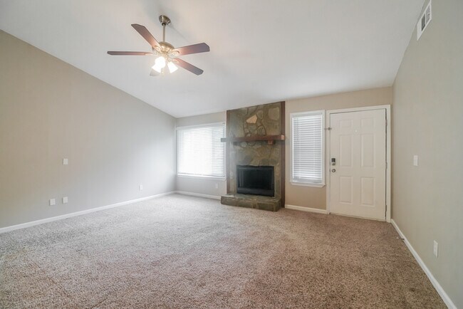 Foto del edificio - 2935 Owens Point Trail NW