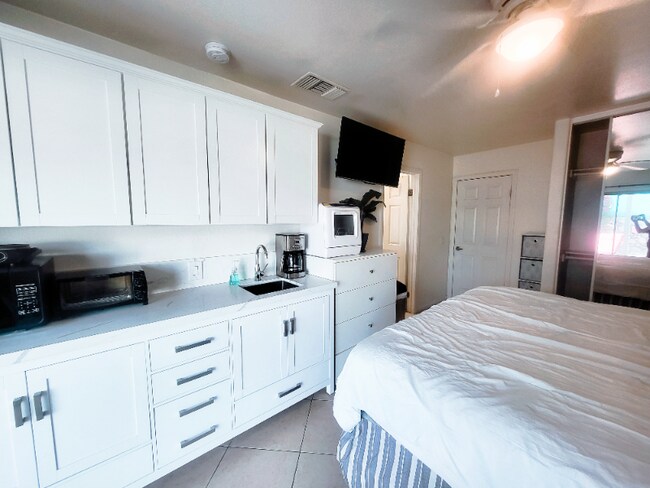 Foto del edificio - 72883 Sierra Vista Dr