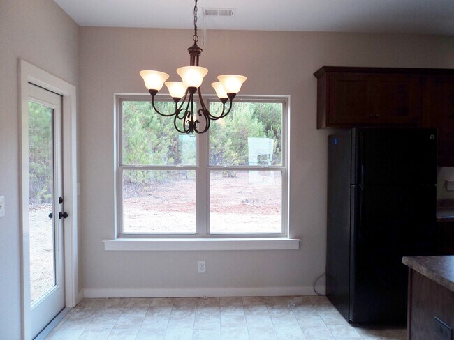 Foto del edificio - Home in Margaret, AL... Available to View Now!!!