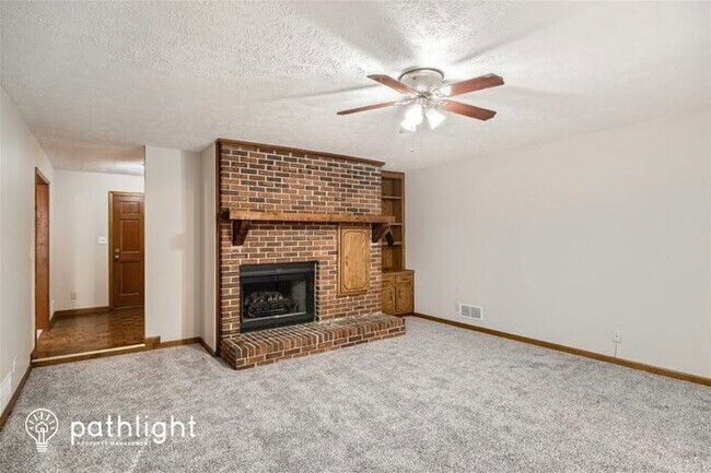 Building Photo - 110 Oak Leaf Dr, Stockbridge, GA, 30281