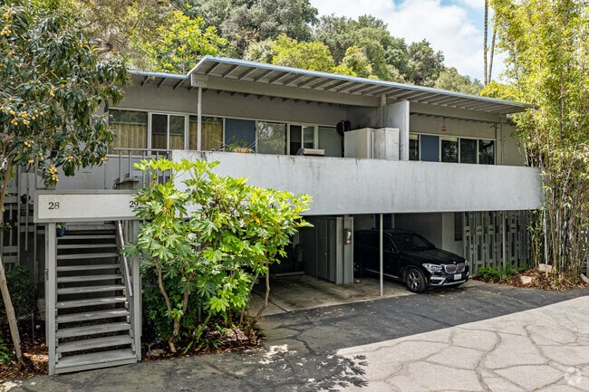 Building Photo - 317 Monterey Rd