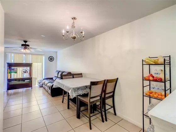 Foto del edificio - 106 W Minneola St