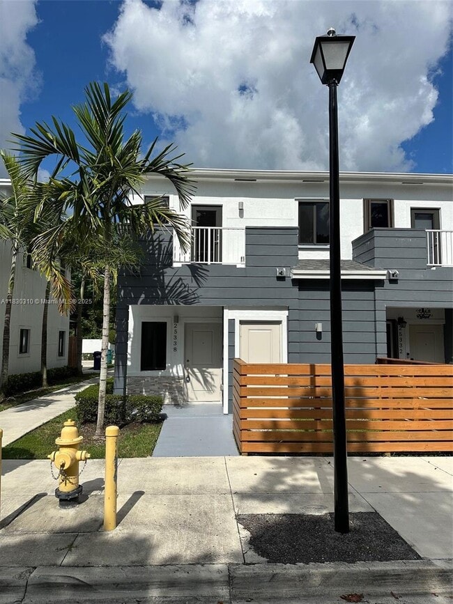 Building Photo - 25338 25338