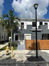 Building Photo - 25338 25338