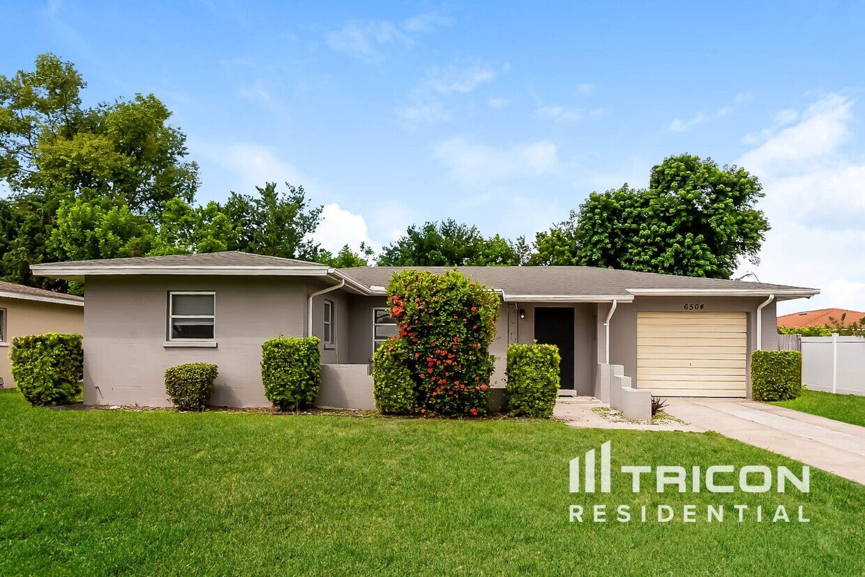 Foto principal - 6504 Georgia Ave