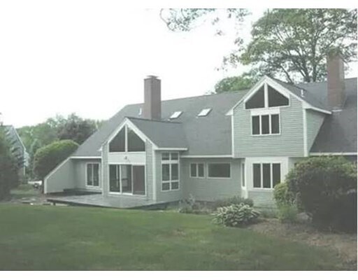 Building Photo - 130 E Emerson Rd