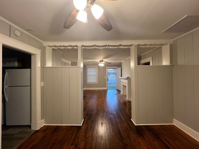 Foto del edificio - Home for Rent