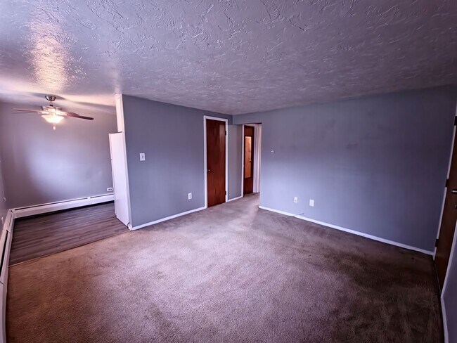 Building Photo - 125 W 35th St