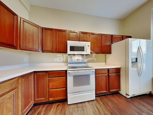 Foto del edificio - 1302 Shannon Ln