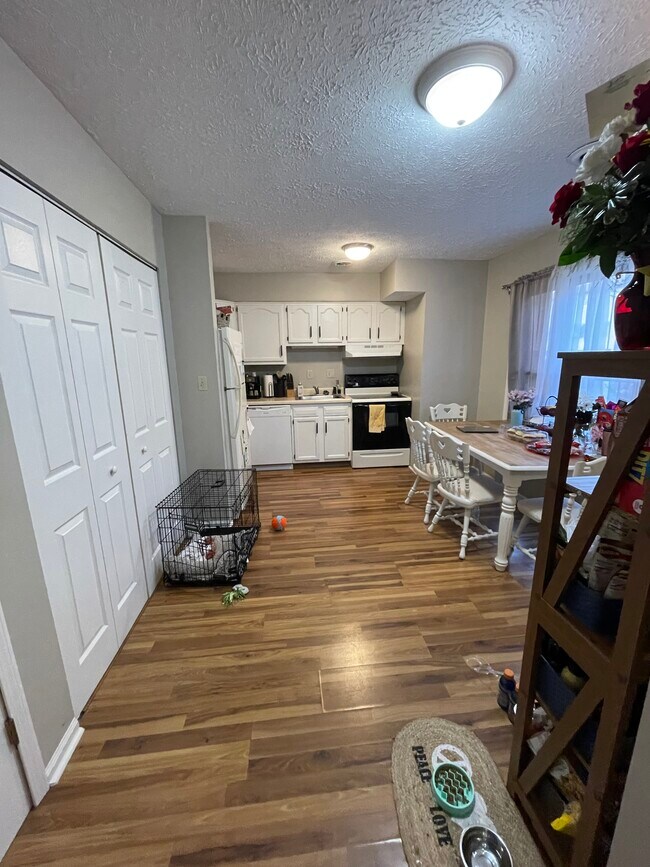 Foto del edificio - 620 Junction St