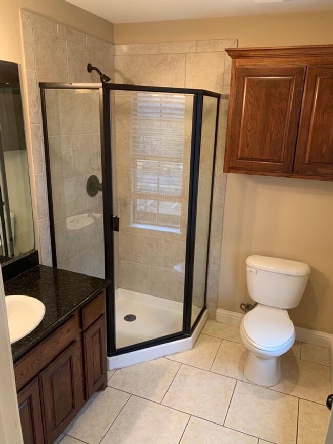 Photo - 1305 Halcyon Pl House