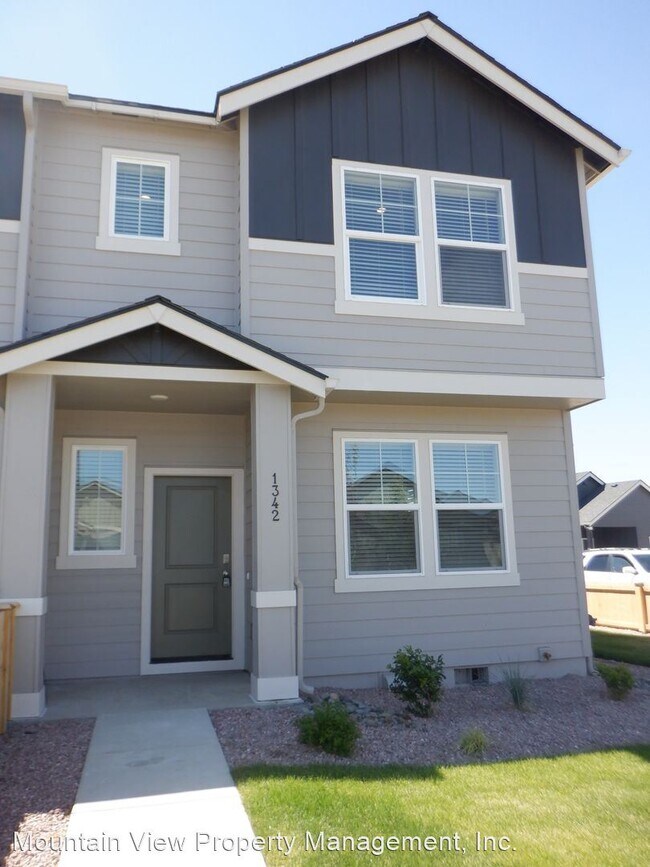 Building Photo - 3 br, 2.5 bath House - 1342 NW Upas Place