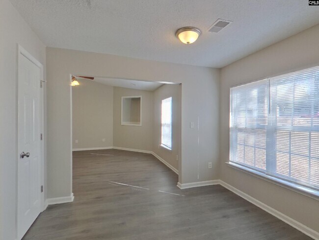 Foto del edificio - 111 Parsons Mill Ln