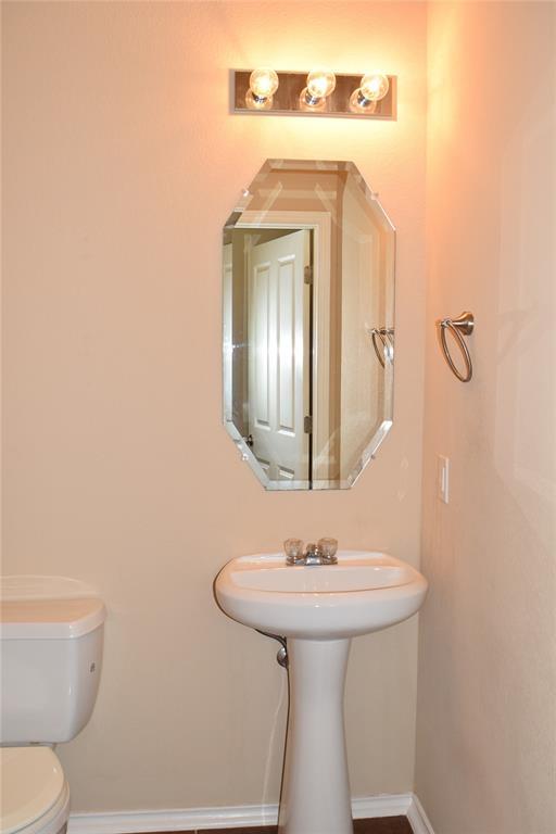 Building Photo - 11717 Alexs Ln