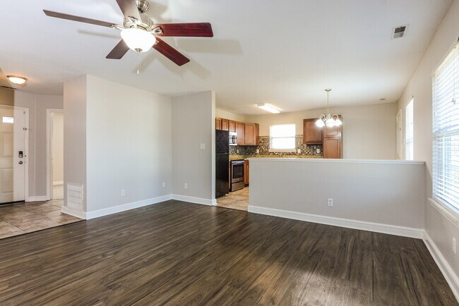 Foto del edificio - 1170 Fielding Ln