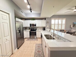 Building Photo - 10520 Amiata Way