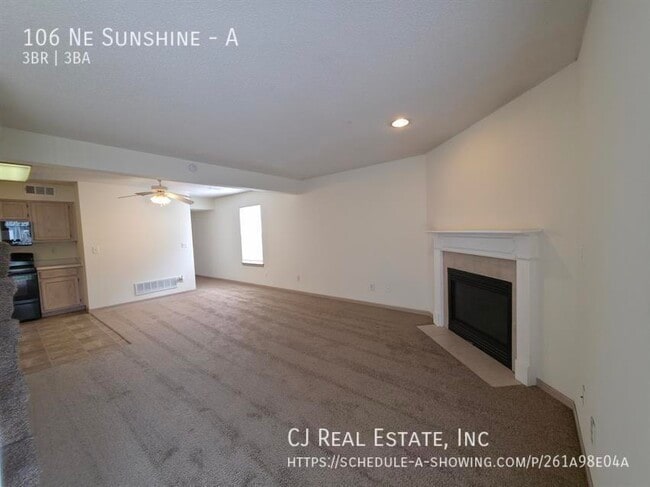 Building Photo - 106 Ne Sunshine-A
