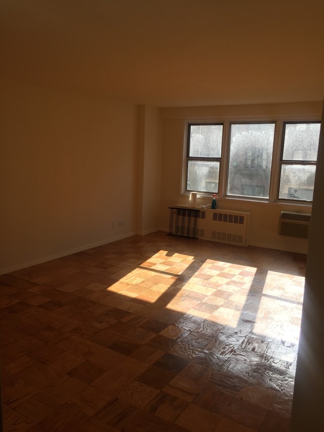 Primary Photo - 630 Ocean Ave