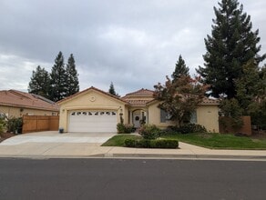 Building Photo - 2344 Sierra Madre Ave