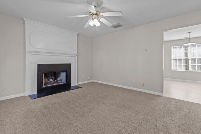 Building Photo - 2284 Oakland Spring Dr