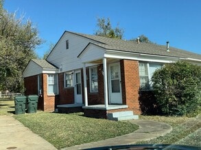 Building Photo - 313 Babb Dr