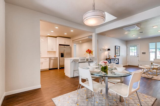 Building Photo - FANTASTIC Bungalow Style Ranch Home