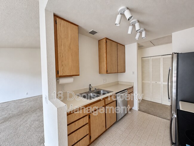 Foto del edificio - 4090 Rosenda Ct