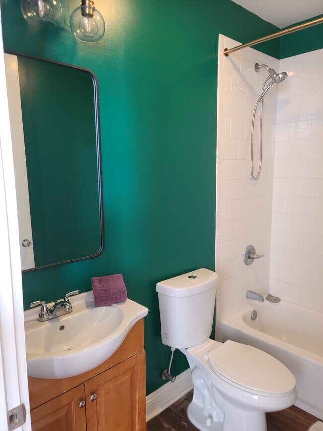 Foto del edificio - 2337 Conti St