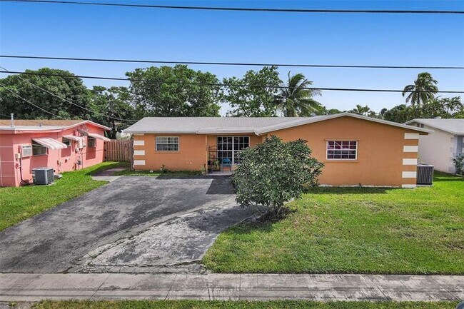 Building Photo - 8520 NW 24th Plz