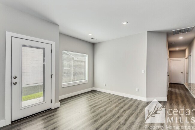 Foto del edificio - Brand New Twin Home Valley Center School D...