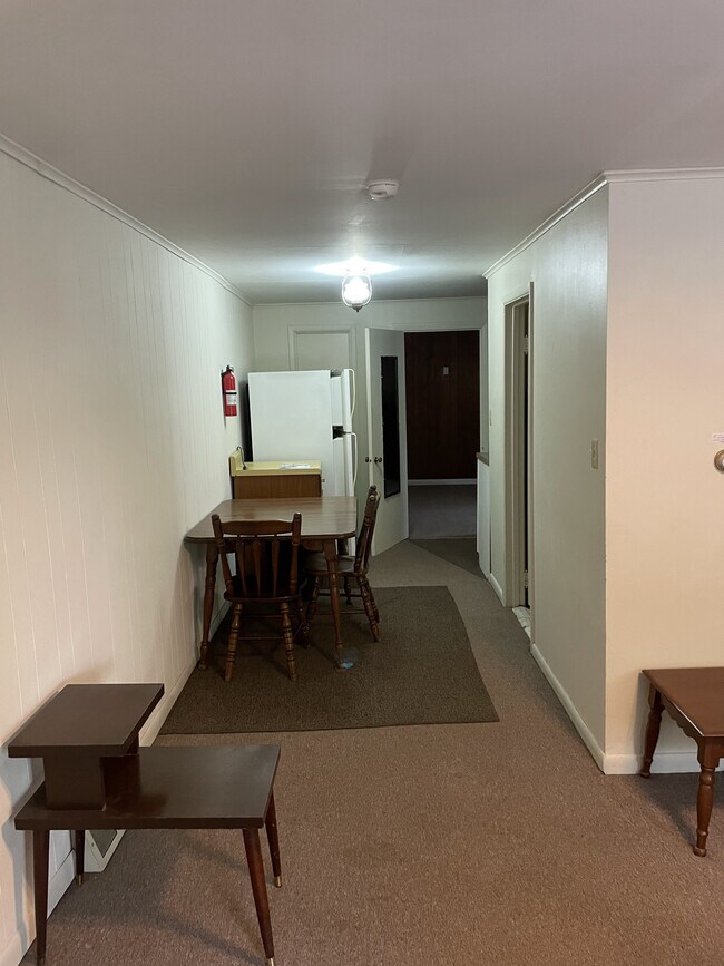 Zona de comedor - 16 Glenn St