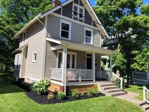 Building Photo - 240 E Duncan St