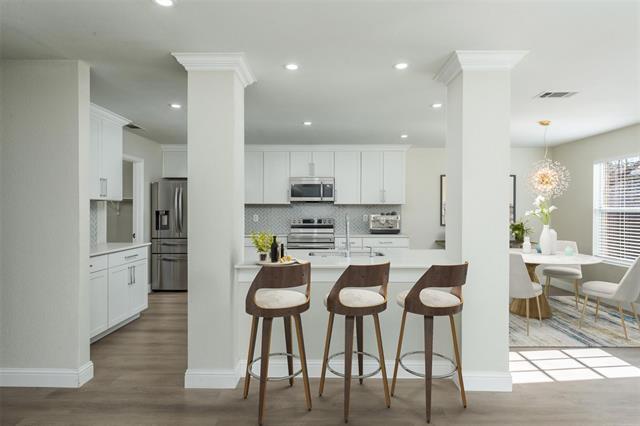 Building Photo - 922 White Dove Dr