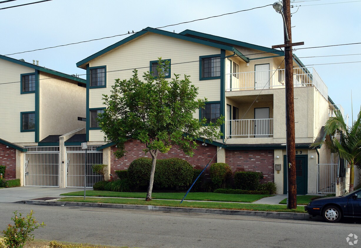 4453 W 140th St, Hawthorne, CA 90250 Apartments in Hawthorne, CA