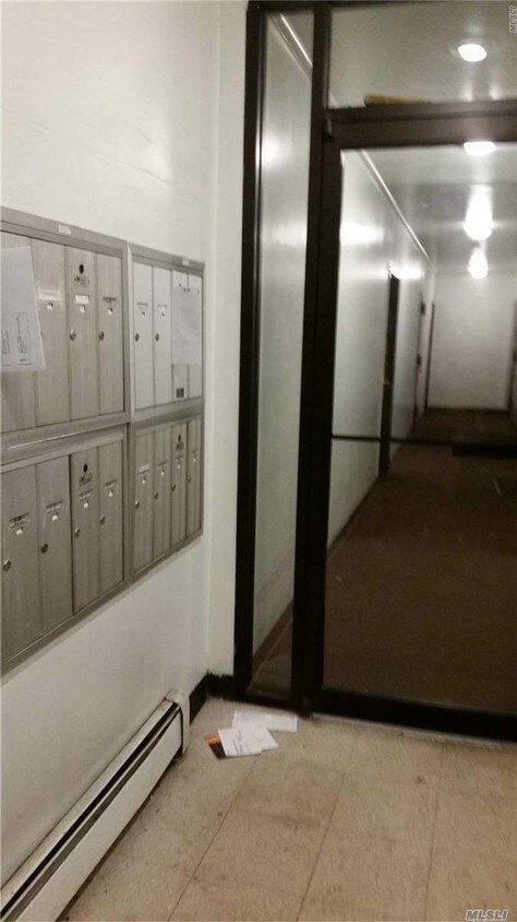 Foto del edificio - 41-14 68th St