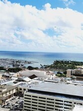 Building Photo - 1388 Kapiolani Blvd